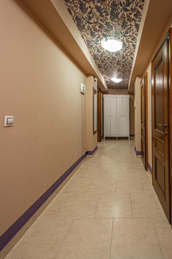 Modern And Spacious Apartments In City Center Praga Exterior foto